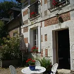 Vakantiehuis Charmante Normannische Les Chataigniers 2 By Interhome *