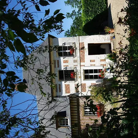 Charmante Normannische Les Chataigniers 2 By Interhome *