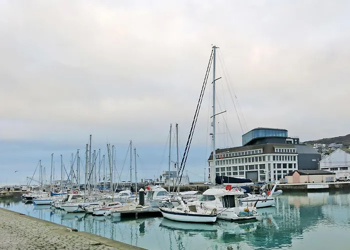 Charmante Normannische Les Chataigniers 2 By Interhome